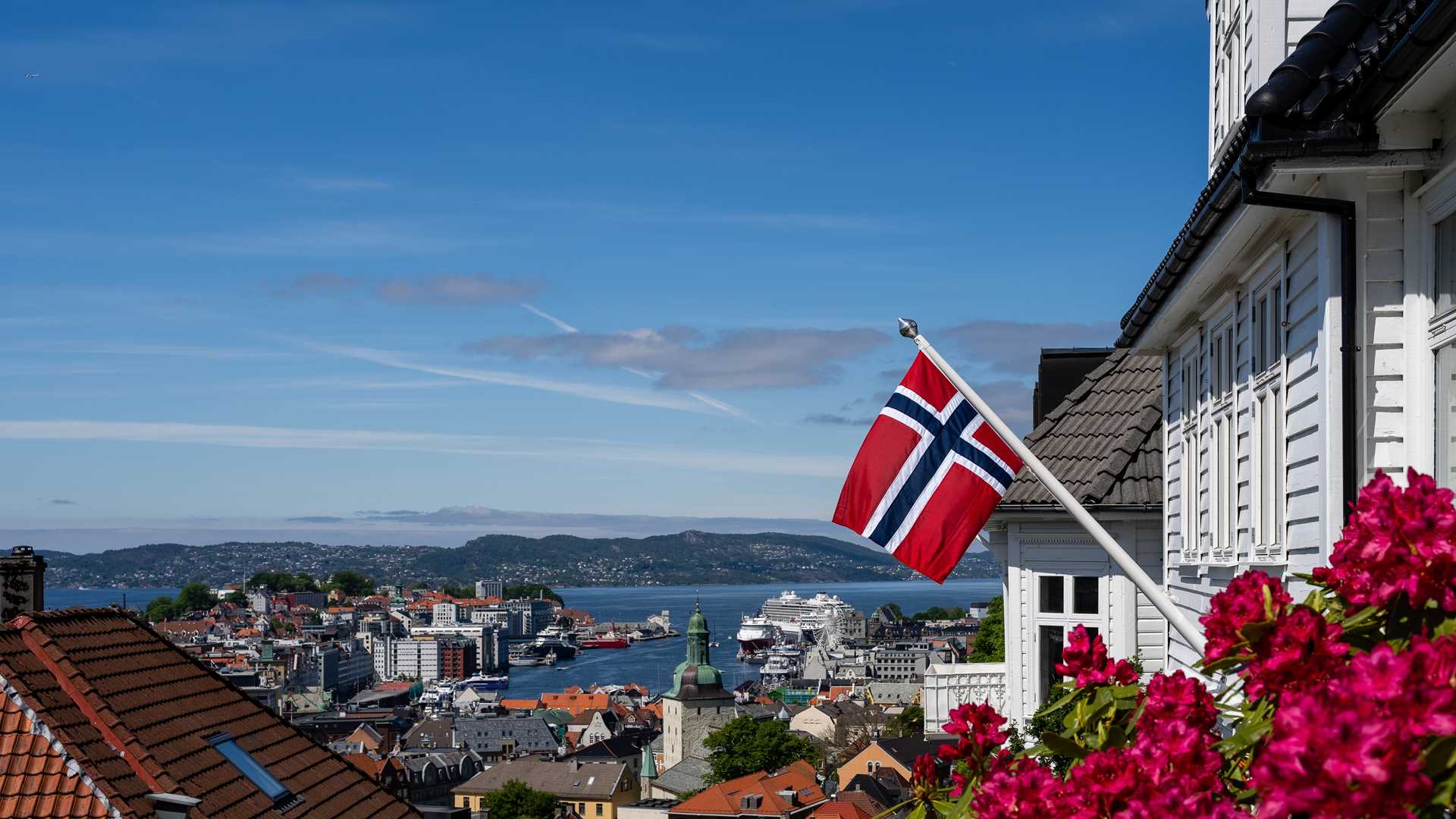 Norway’s New Immigration Proposal Could End Family Reunification for ...